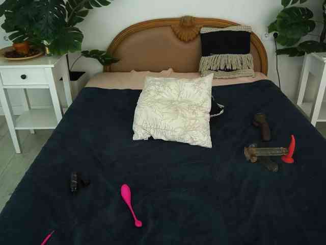 LunaLicks webcam