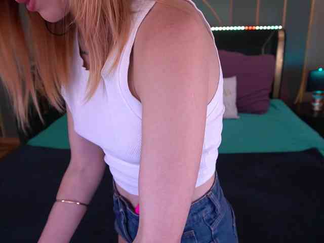 LunaLicks webcam