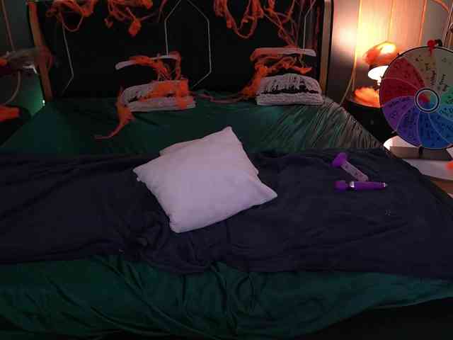 LunaLicks webcam