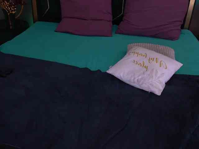 LunaLicks's webcam live show