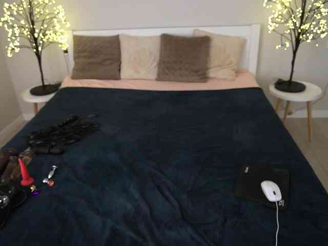 LunaLicks webcam