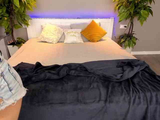 LunaLicks webcam