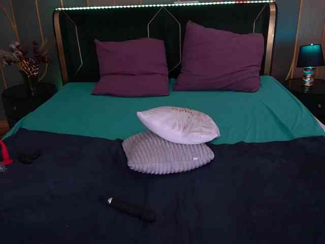 LunaLicks webcam