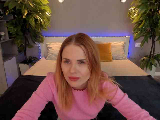 LunaLicks webcam