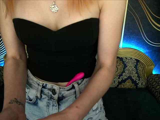 LunaLicks webcam