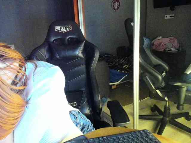 LunaLicks Live Webcam on BongaCams