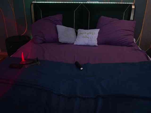 LunaLicks webcam