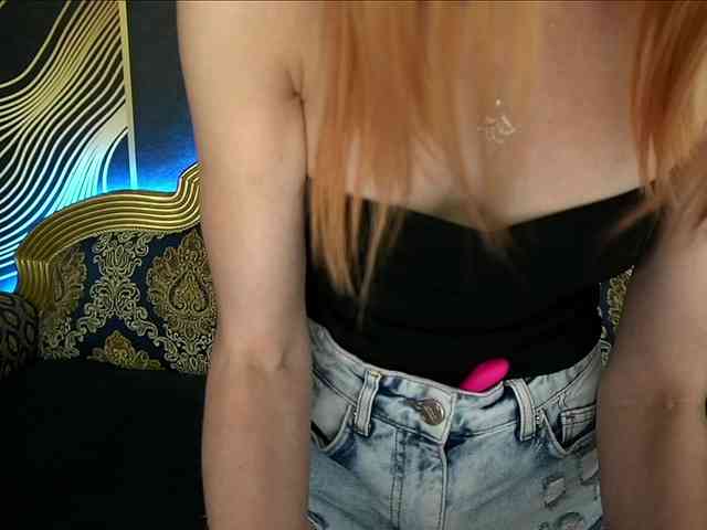 LunaLicks webcam