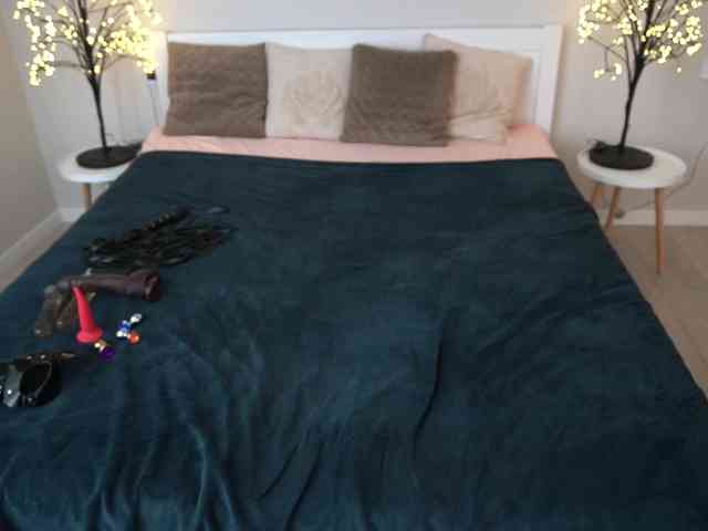 LunaLicks webcam