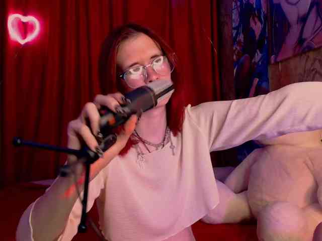 VelvetVenom webcam