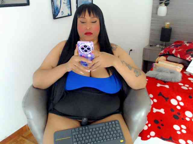 NatashaJhonson Live Webcam on BongaCams