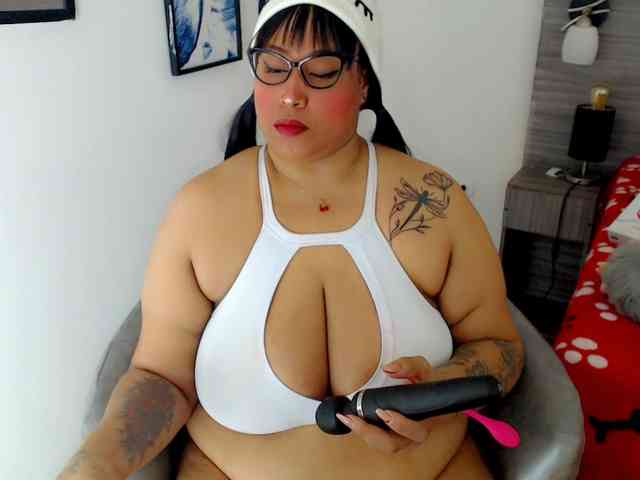 NatashaJhonson webcam