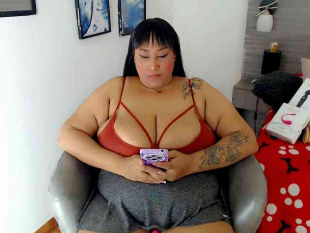 NatashaJhonson webcam