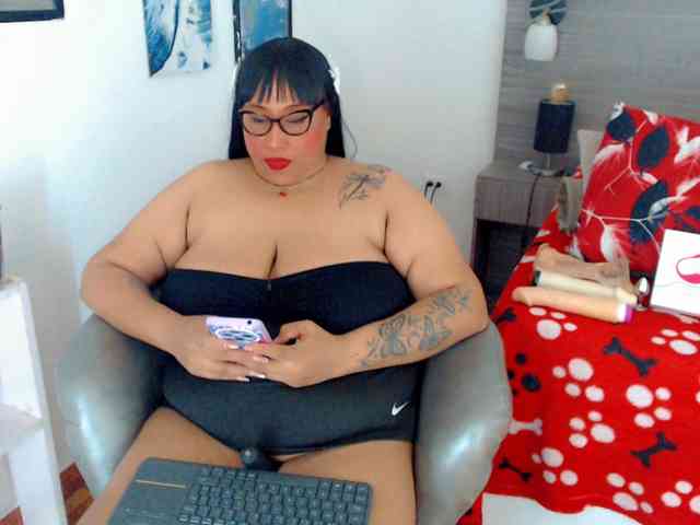 NatashaJhonson webcam