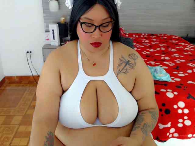NatashaJhonson webcam