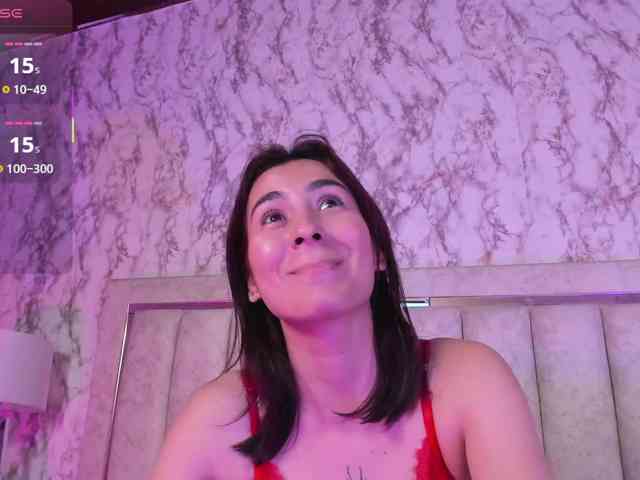 AliceJones webcam