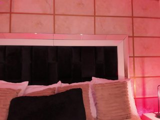 GretaVelvet Porn Show