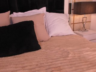 GretaVelvet Porn Show