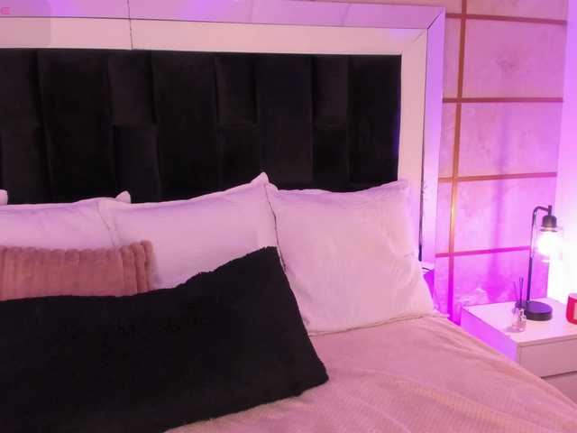 GretaVelvet's BongaCams show and profile