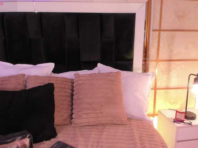 GretaVelvet's BongaCams show and profile