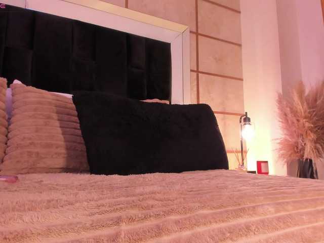 GretaVelvet's BongaCams show and profile