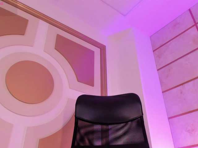 GretaVelvet's BongaCams show and profile