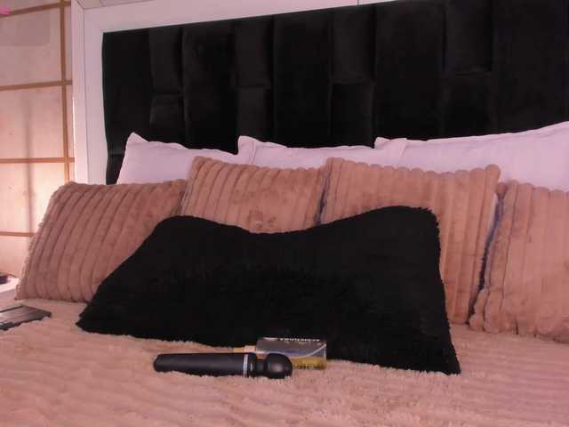 GretaVelvet's BongaCams show and profile