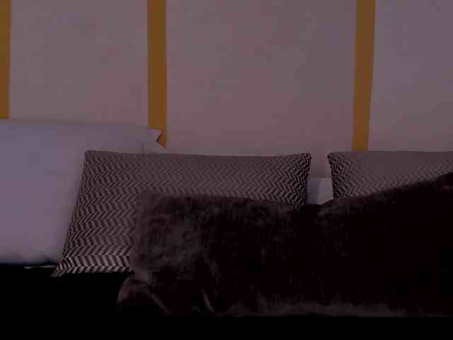 nude live chatroom GretaVelvet