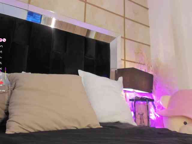 GretaVelvet webcam