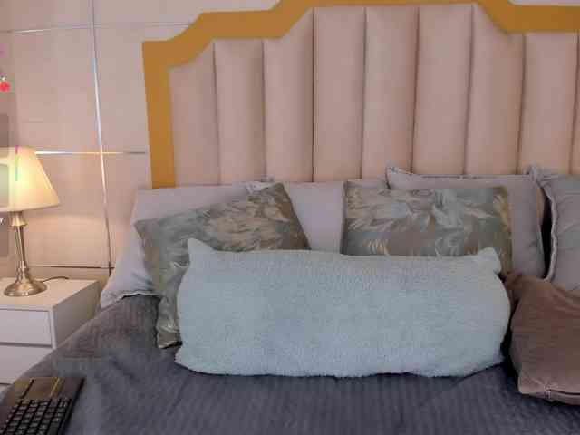 GretaVelvet webcam