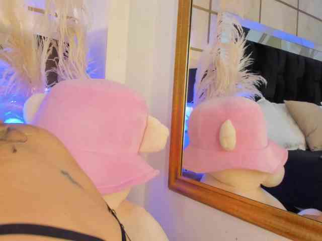 GretaVelvet bongacams