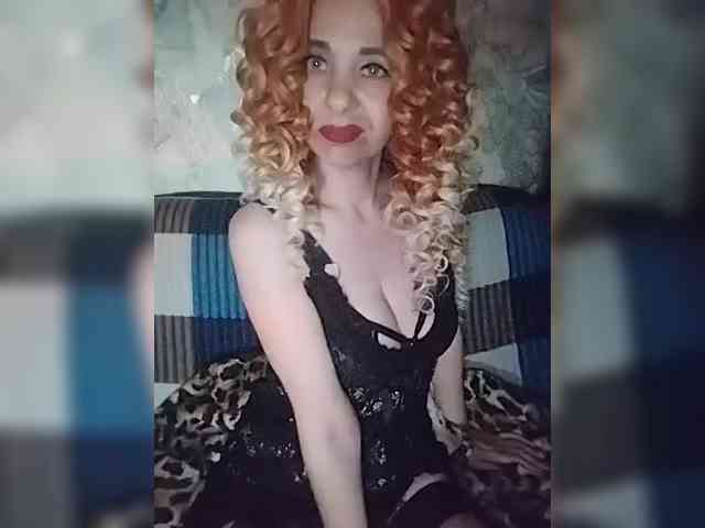 AsyaLorna webcam