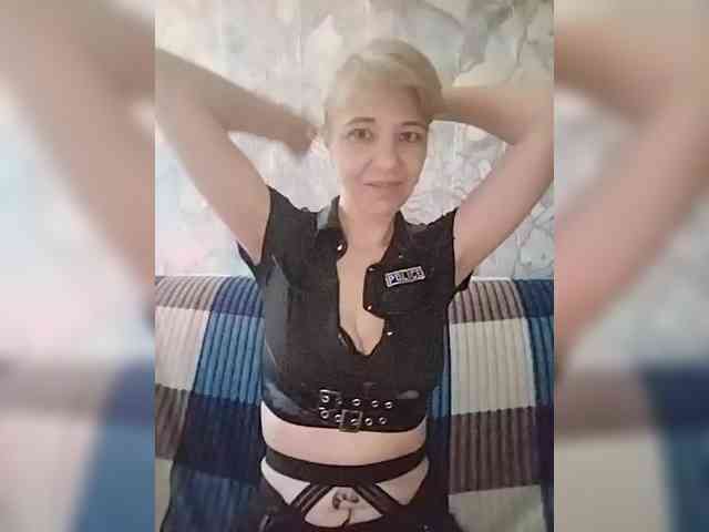 AsyaLorna webcam