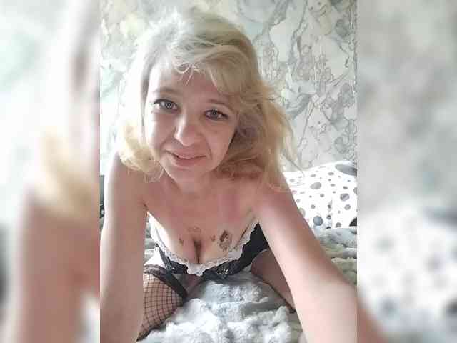 AsyaLorna webcam
