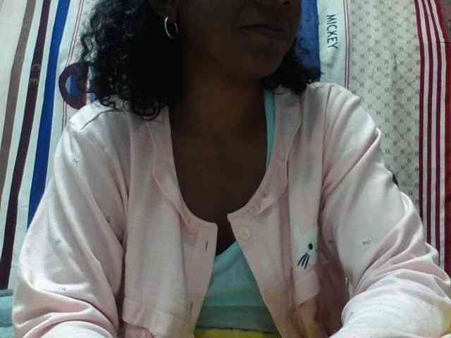 Ciara12 webcam