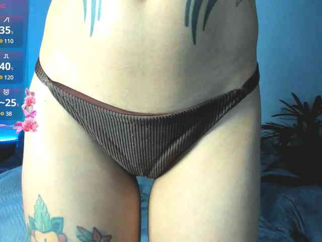 LeahLoo webcam