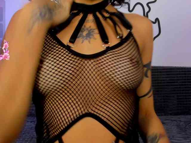 LeahLoo webcam