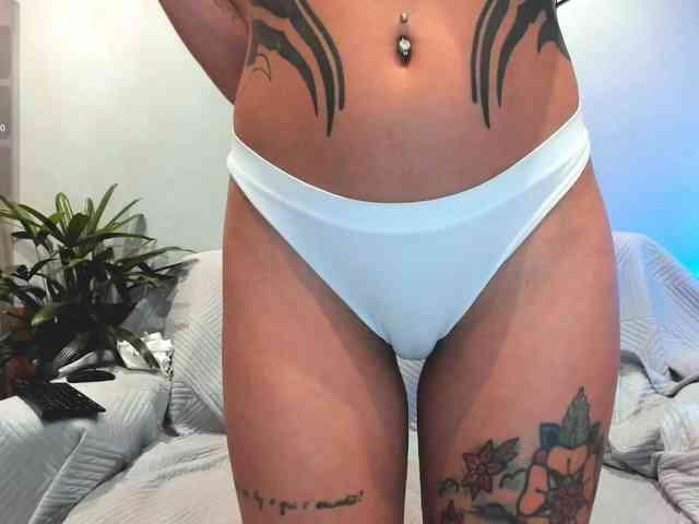 LeahLoo webcam