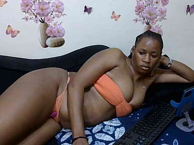 Hadasa29 webcam