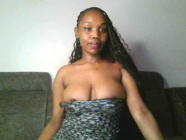 Sweetberry77 webcam