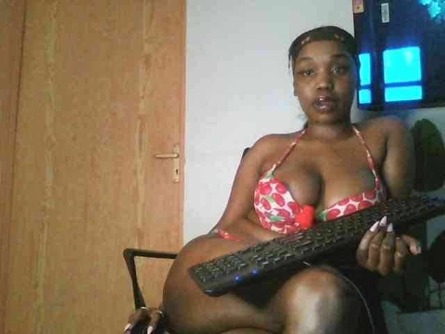 Sweetberry77 webcam