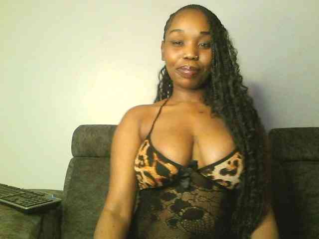 Sweetberry77 webcam
