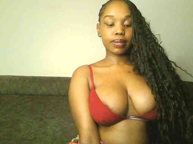 Sweetberry77 webcam