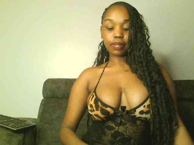 Sweetberry77 webcam