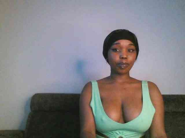 Sweetberry77 webcam