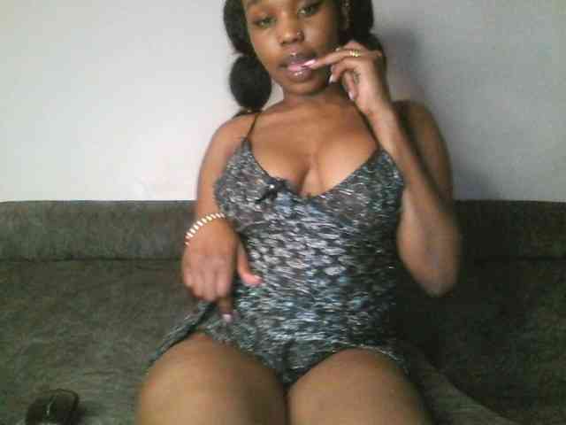 Sweetberry77 webcam