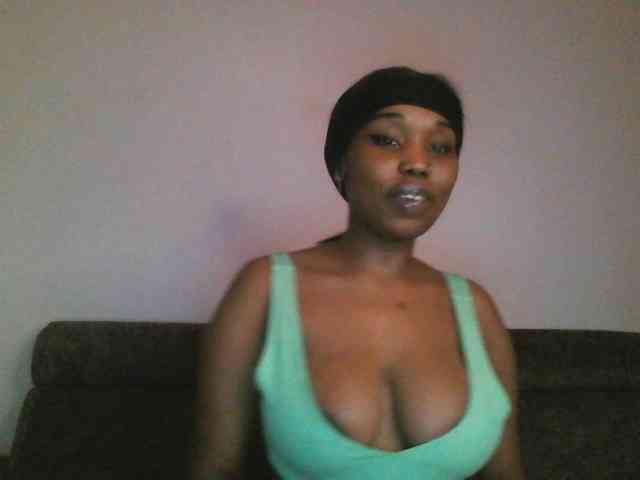Sweetberry77 webcam