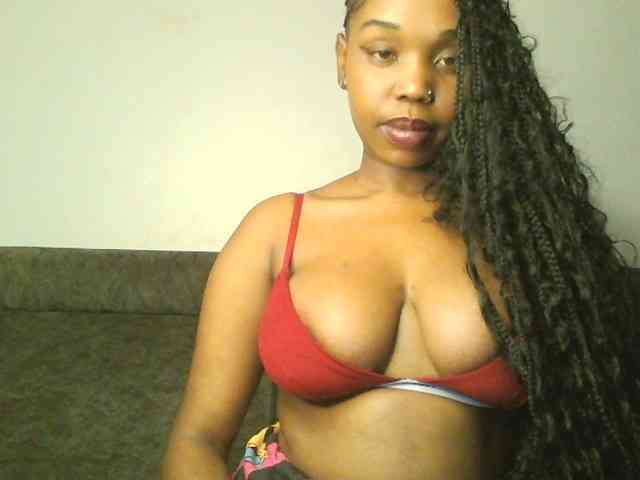 Sweetberry77 webcam