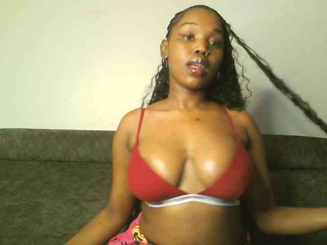 Sweetberry77 webcam