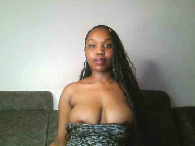 Sweetberry77 webcam